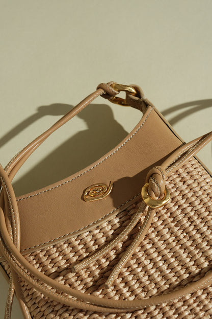 Luz Phone Bag in Raffia